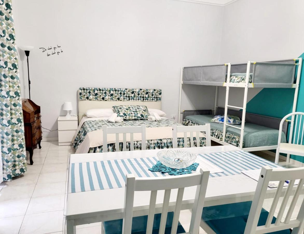 Dory'S Room Camera Nel Cuore Di Napoli Екстериор снимка